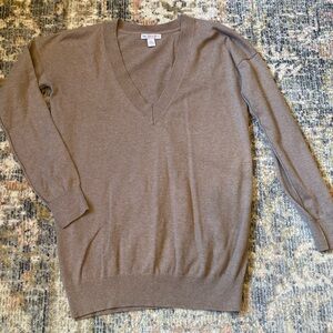 Gap Tan V-Neck Sweater